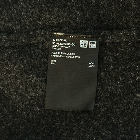 Uniqlo Grey Wool Turtleneck - Picture 6 of 7